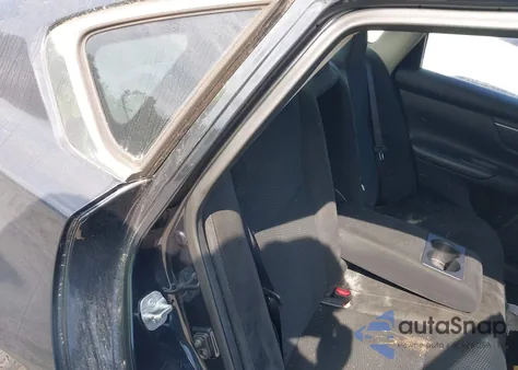 2015 Nissan Altima 2.5/2.5 S/2.5 Sl/2.5 Sv z USA, uszkodzony, nr VIN 1N4AL3AP7FC438410